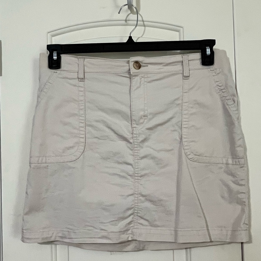 Lee skort